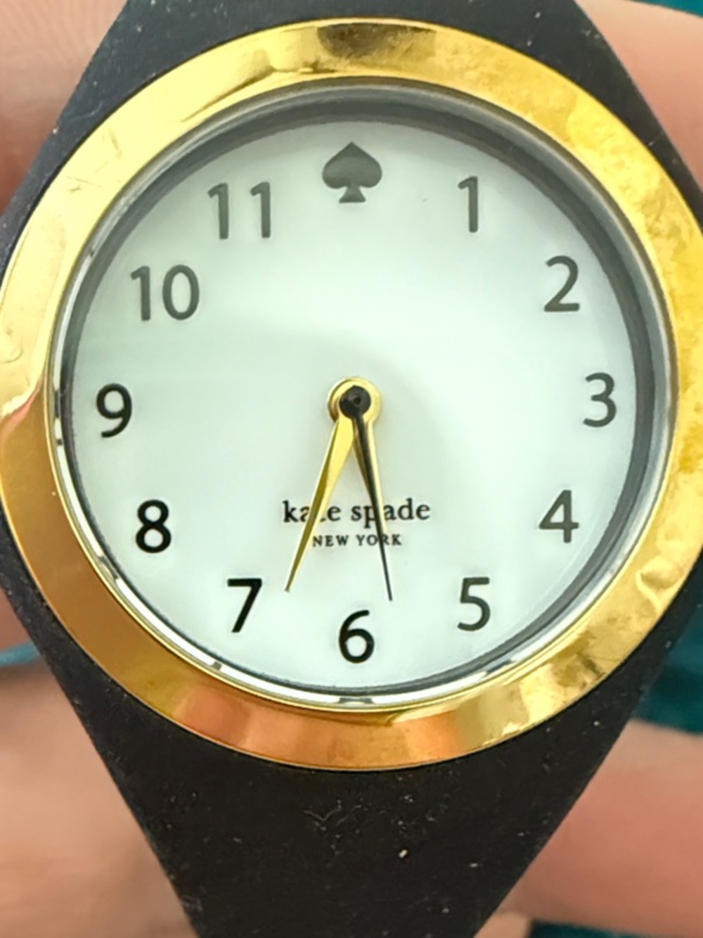 kate spade black silicone watch with gold bezel and white dial EUC